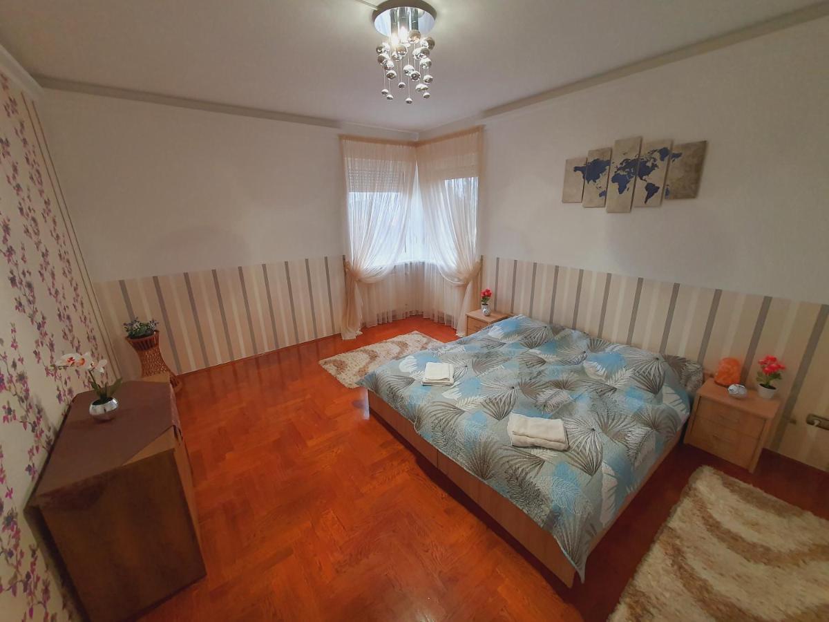 Adel Apartman Miskolc Eksteriør billede